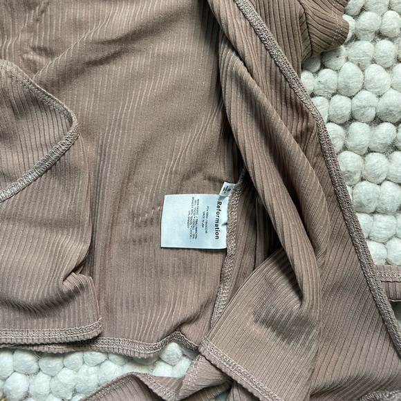 Reformation Set - Picture 5 of 9